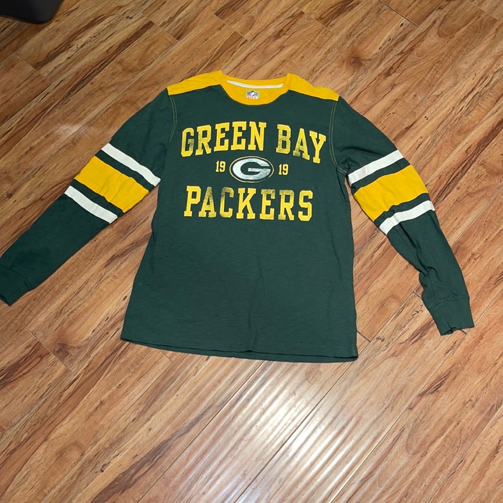 NFL Greenbay Team menโs GIII Apparel group long sleeve Shirt sizeโ medium